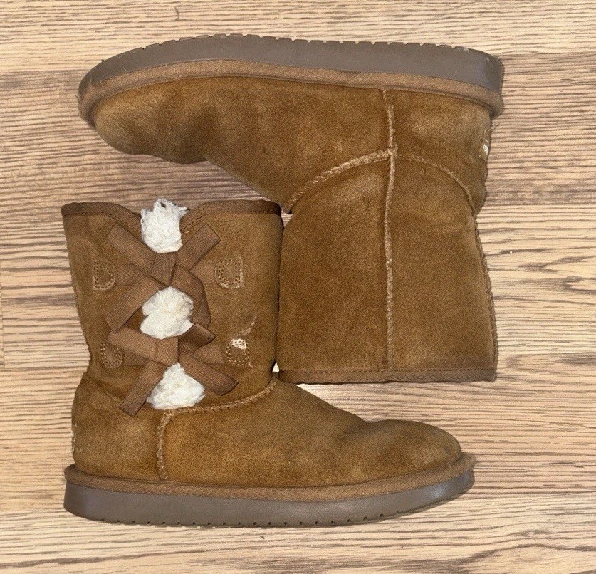 Koolaburra by UGG Victoria Short Youth Girls Boots Size 3 Chestnut Suede Fur