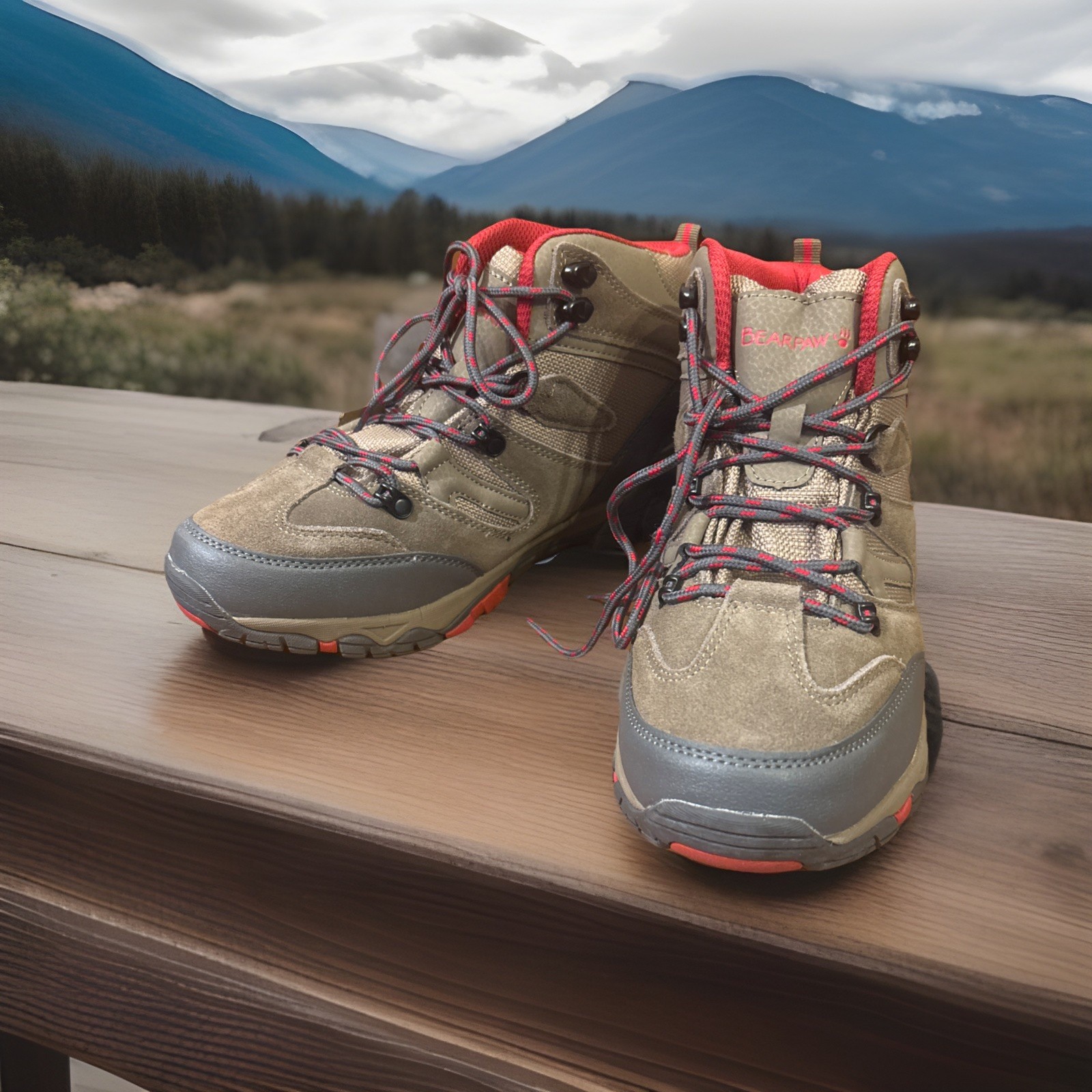 Bearpaw Waterproof Women boots  size 11