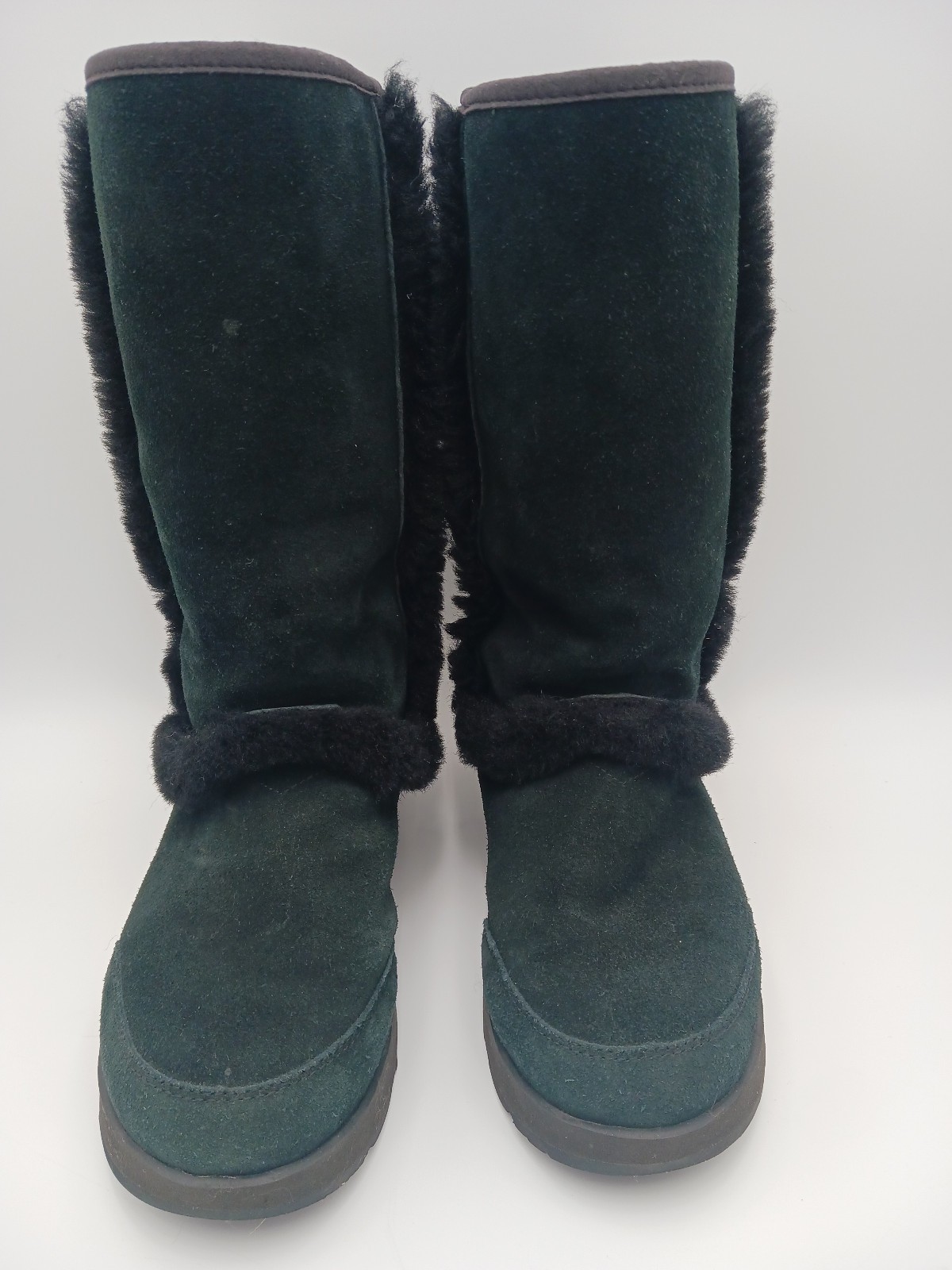 UGG Sheepskin Leather Women Winter Boots- Black- Very Warm!