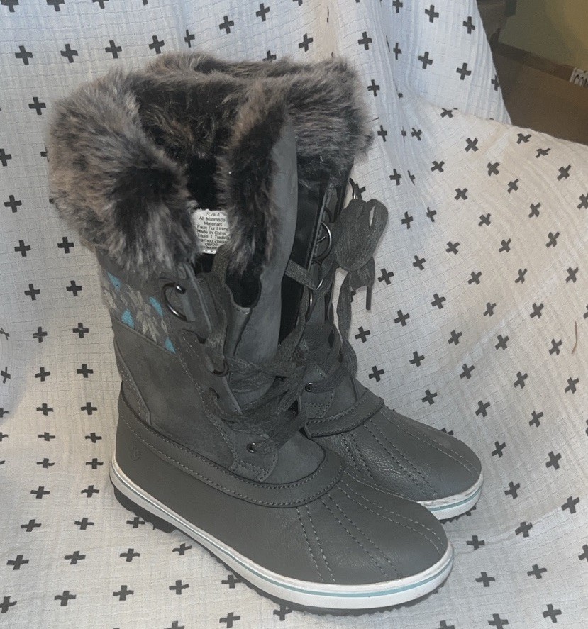 Northside Girls Winter Boots Insulated Waterproof Size 4
