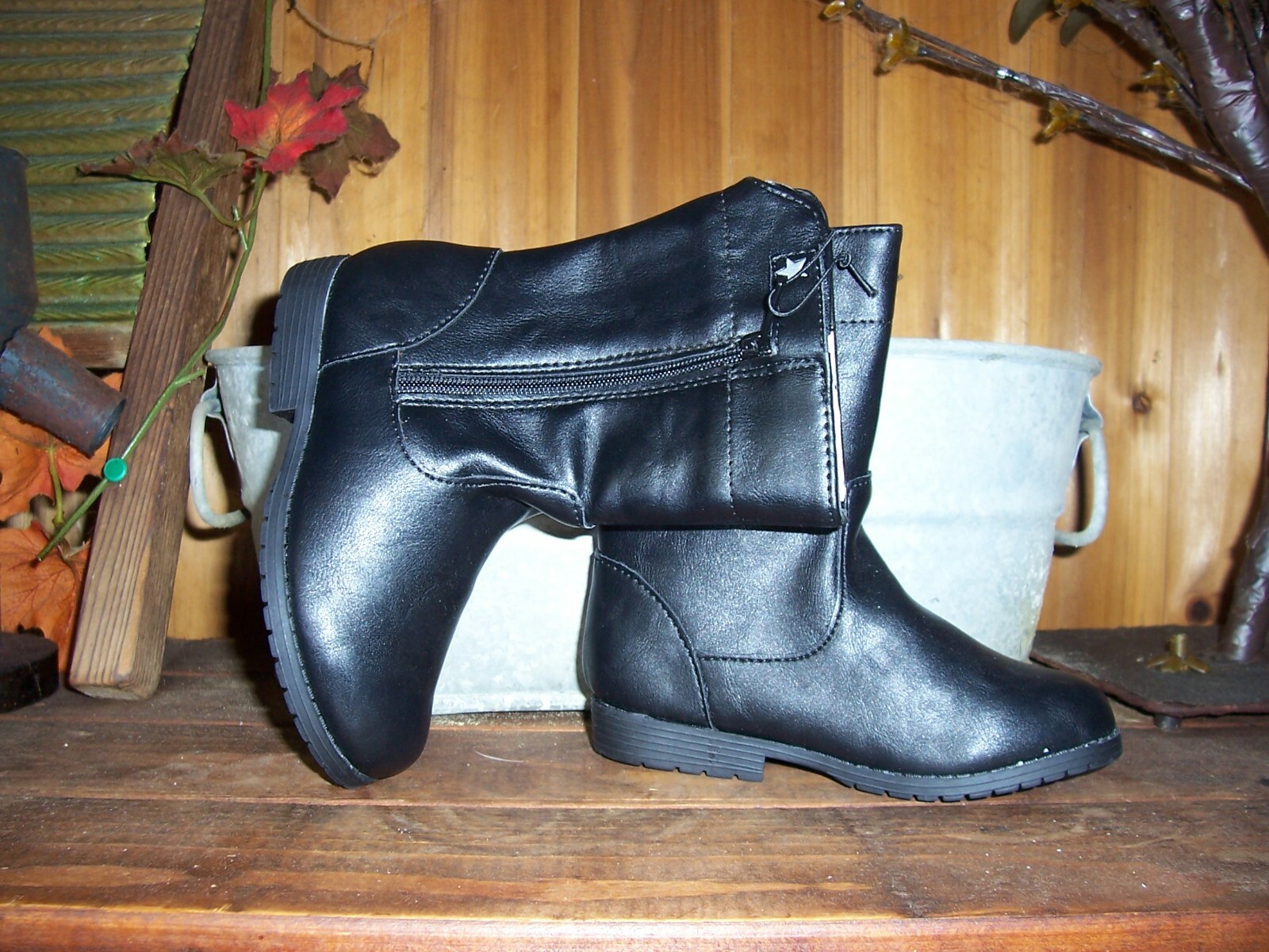 WONDER NATION GIRLS TODDLER BOOTS SIZE 7 BLACK STAR DESIGN ZIPPER SIDE CASUAL