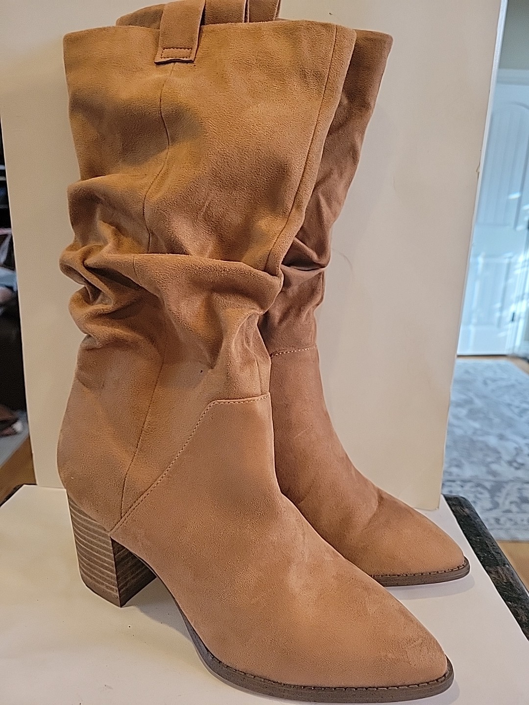 New REPORT Faux Suede Camel Knee Size 9 Women Boots W/Natural Wrap Leather Heel