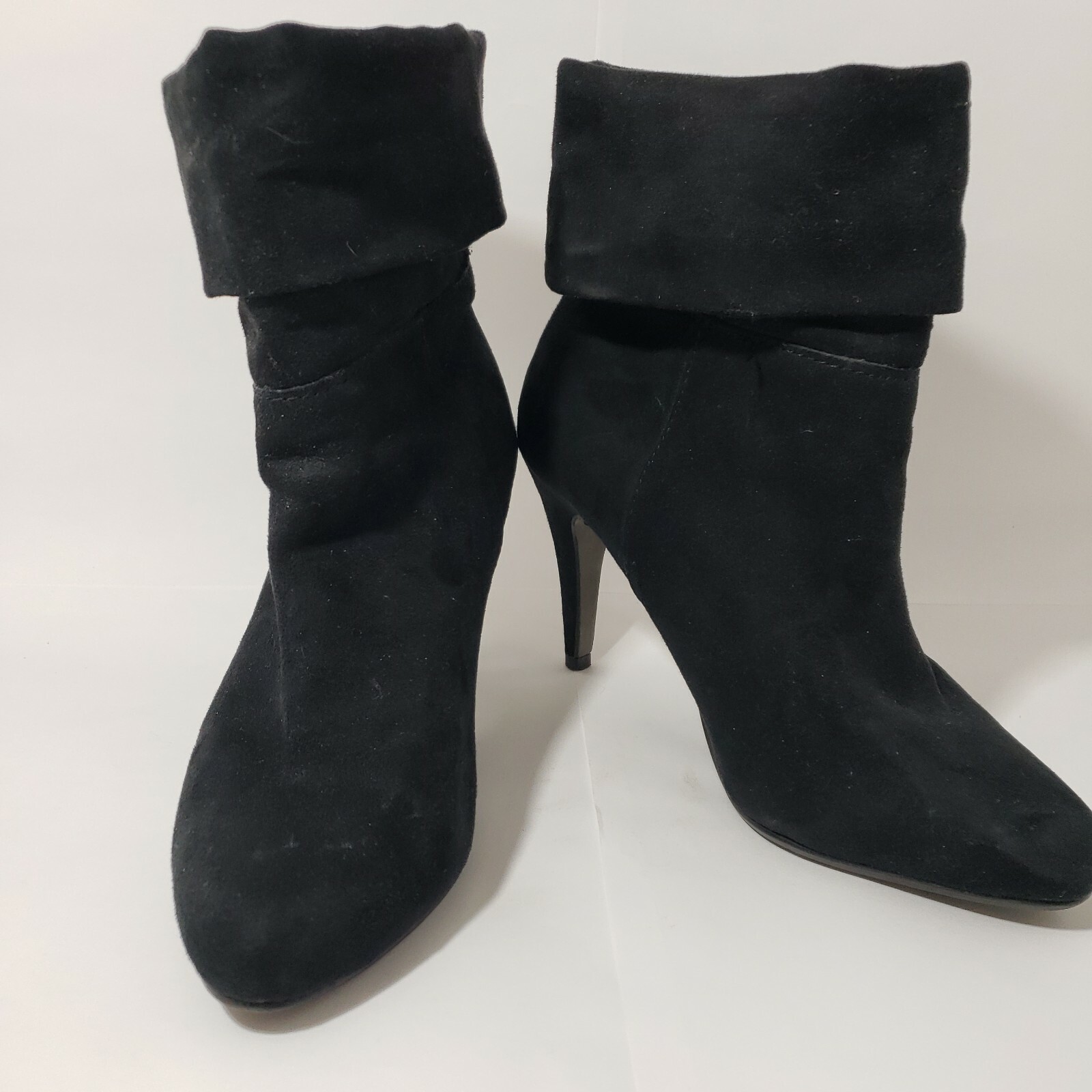 EXPRESS Women Boots Heels Size 7