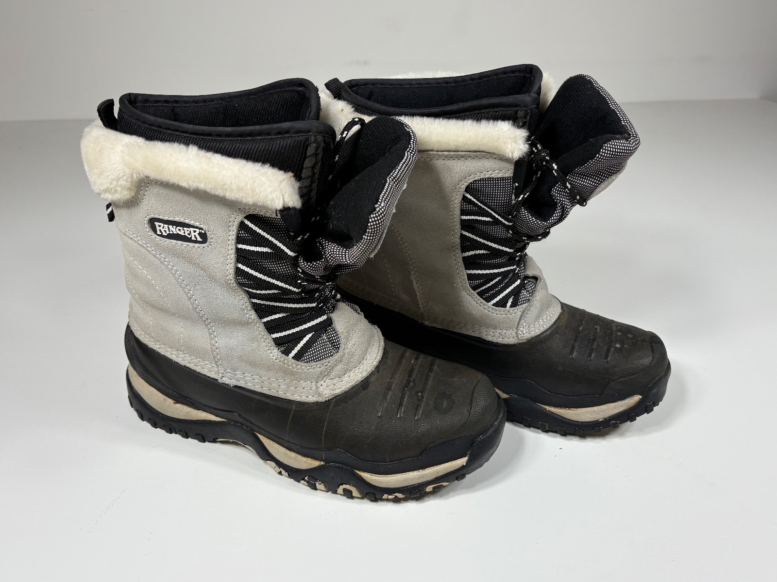 Ranger Snow Boots Women 7 Winter Waterproof Rubber Sole Thermal Cold Weather