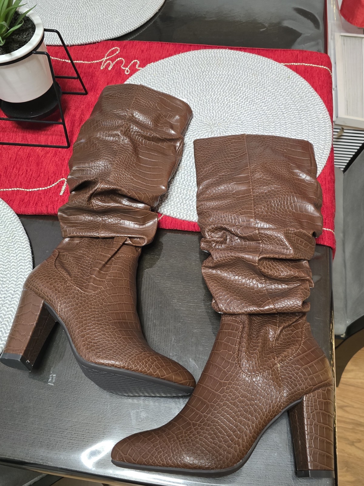 Women Boots Brown, leather Size 8
