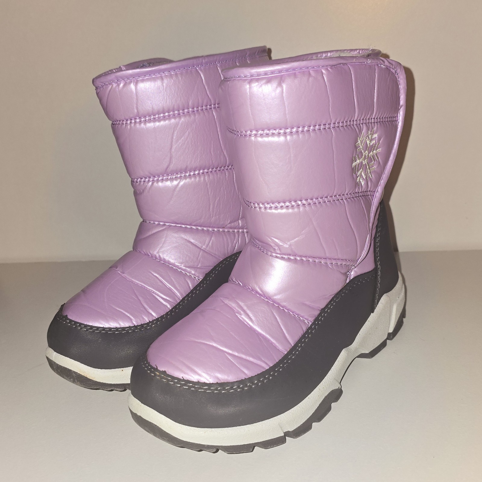 World Famous Sports Toasty Girls’ Cold-Weather Boots Size 3