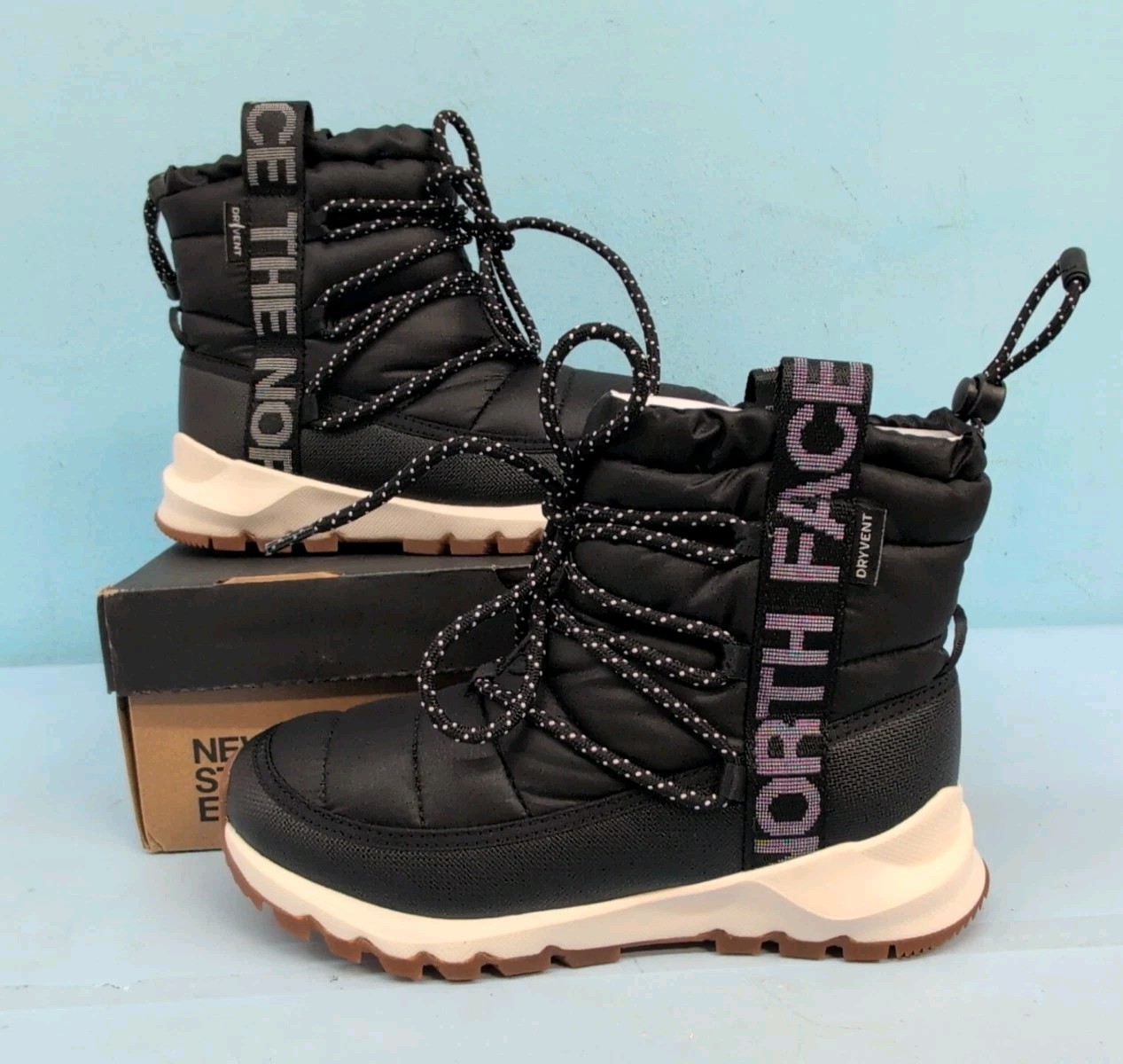 The North Face Thermoball Waterproof Lace up Women Winter Boots 5 Black NF0A5LWD
