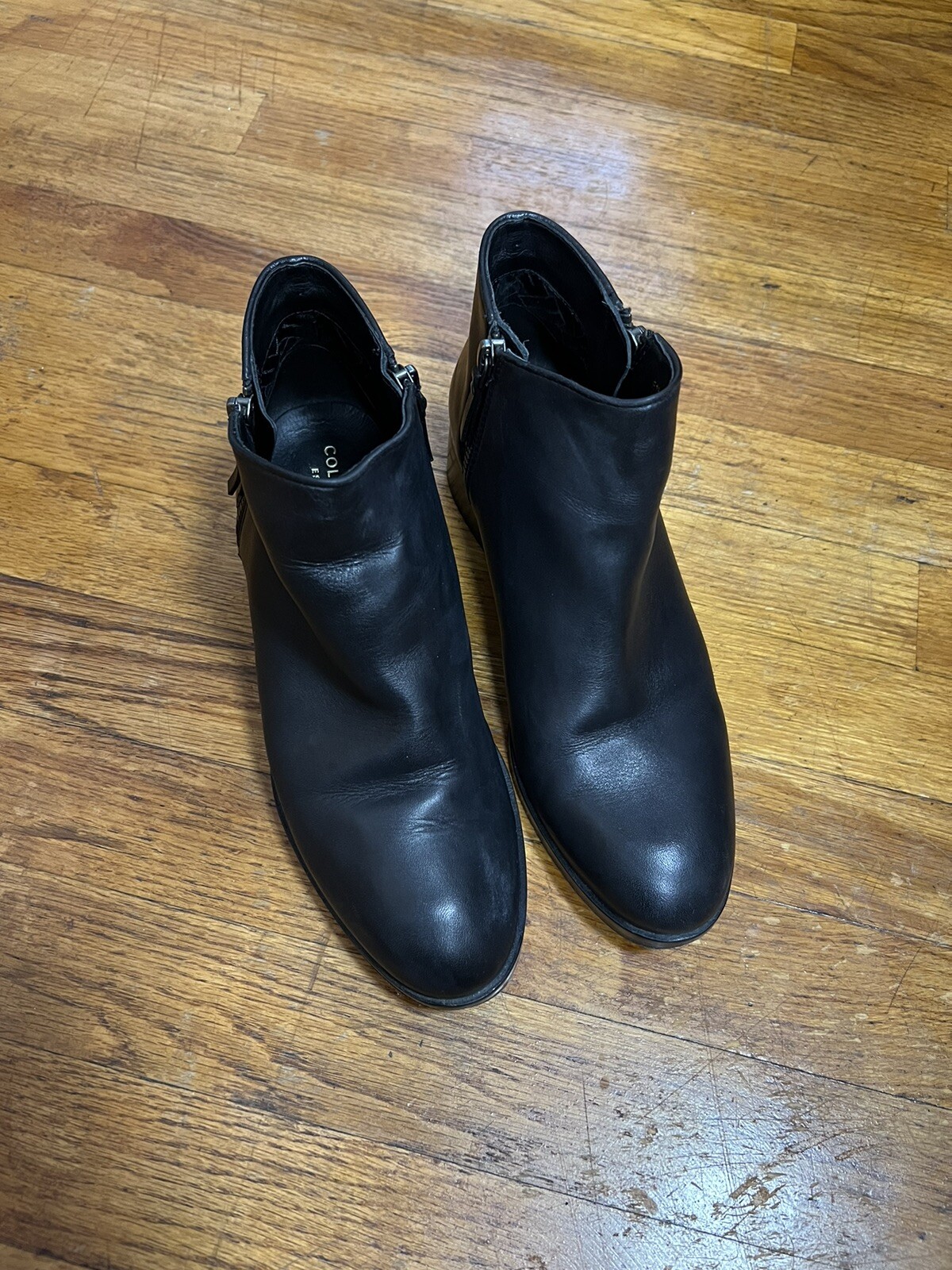 Women Winter Boots Size 6.5 With No Box (brand: Cole Haan)