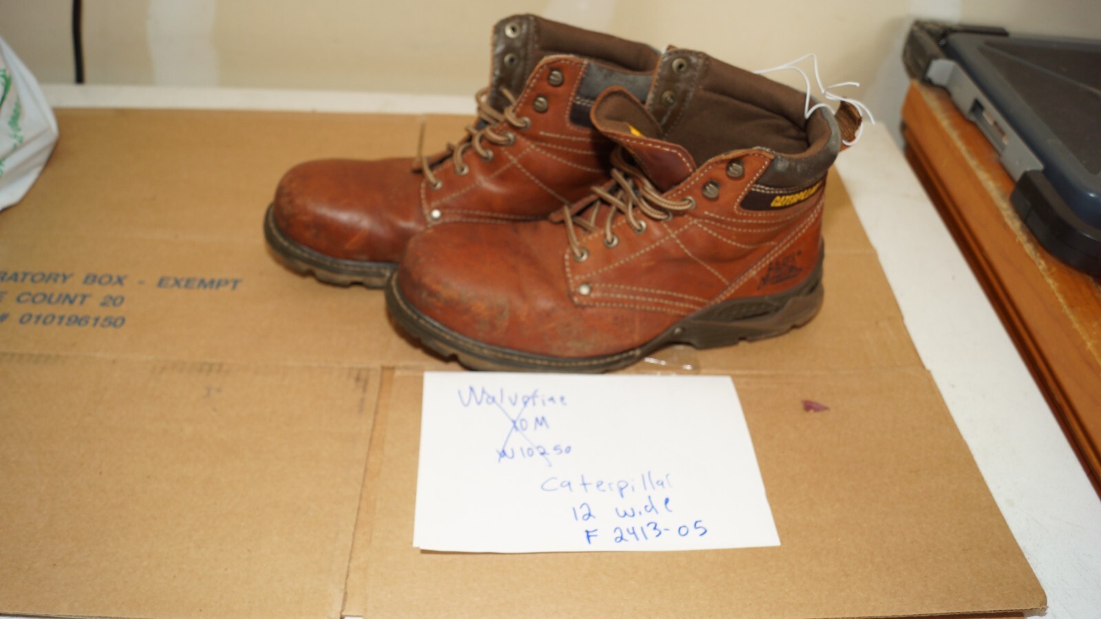 CATERPILLAR CAT WOMEN BOOTS ASTM F2413-05  SAFETY STEEL TOE SIZE 12 wide