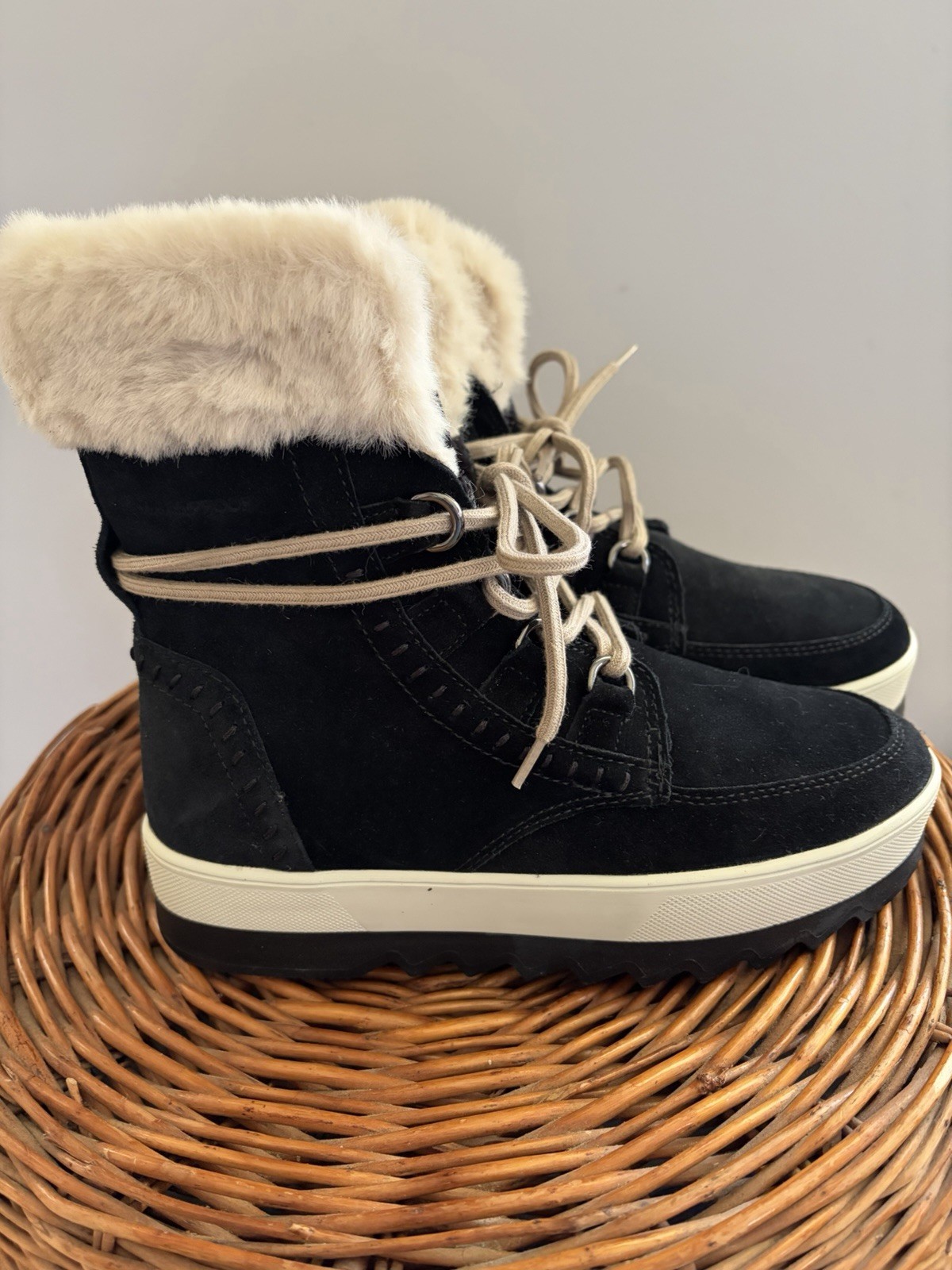 Cougar Vanetta Suede Waterproof Winter Boots Faux Fur Lace Up Womens Size 7
