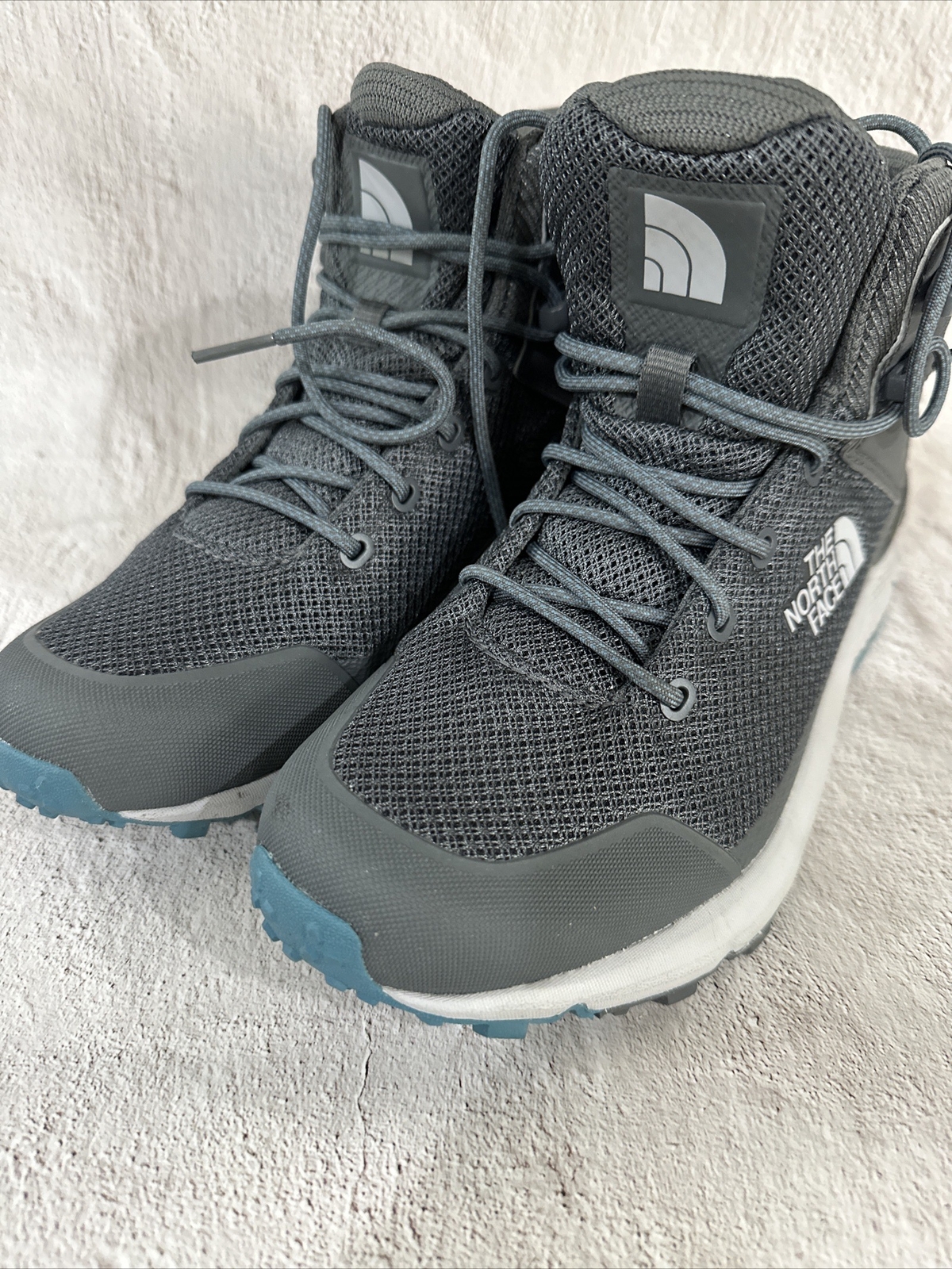 The North face Hydroseal Waterproof Women Boots Size 9 Gray