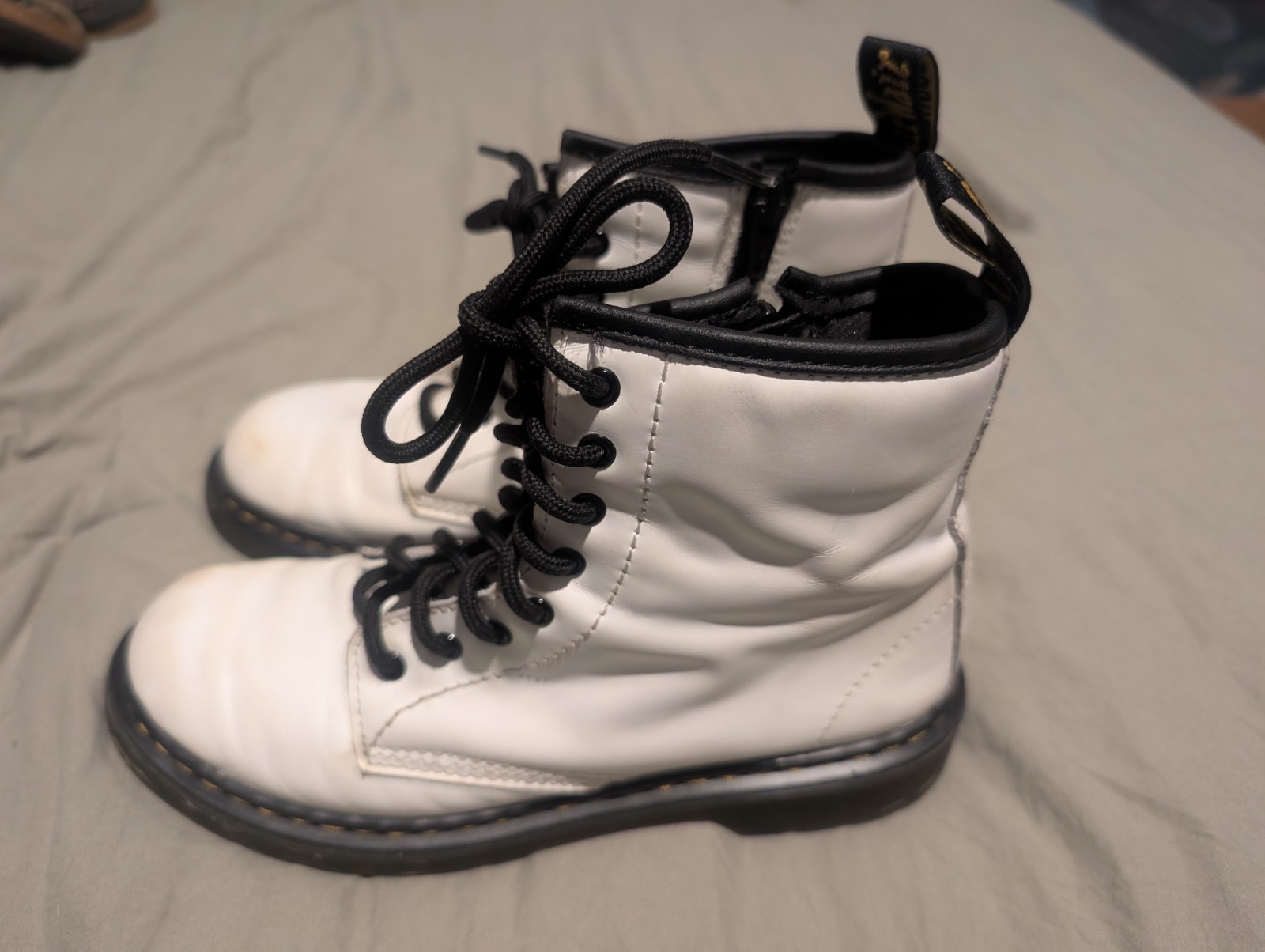 Dr. Doc Martens Zavala Boots Youth 4 M White Side Zip Combat Lace Up Girls Boots