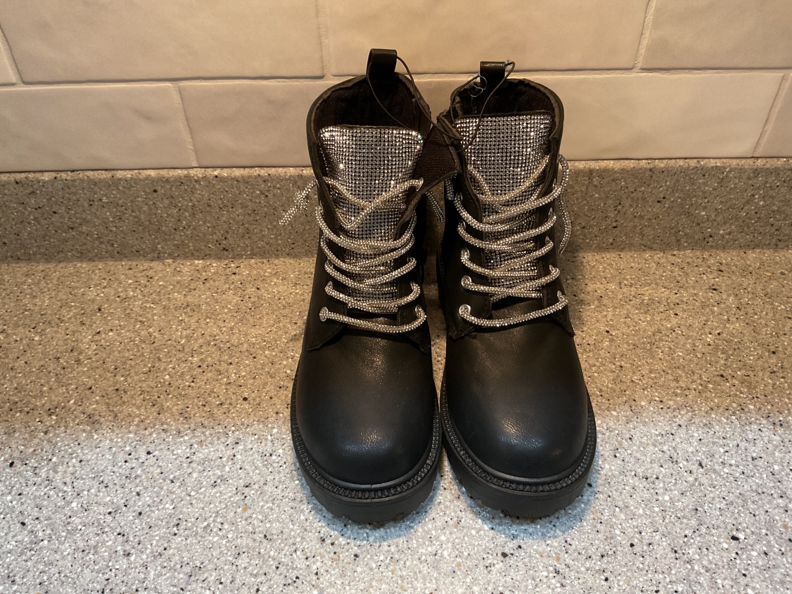 Chosen Steps New York Savannah Black Girls Boots, Size 3