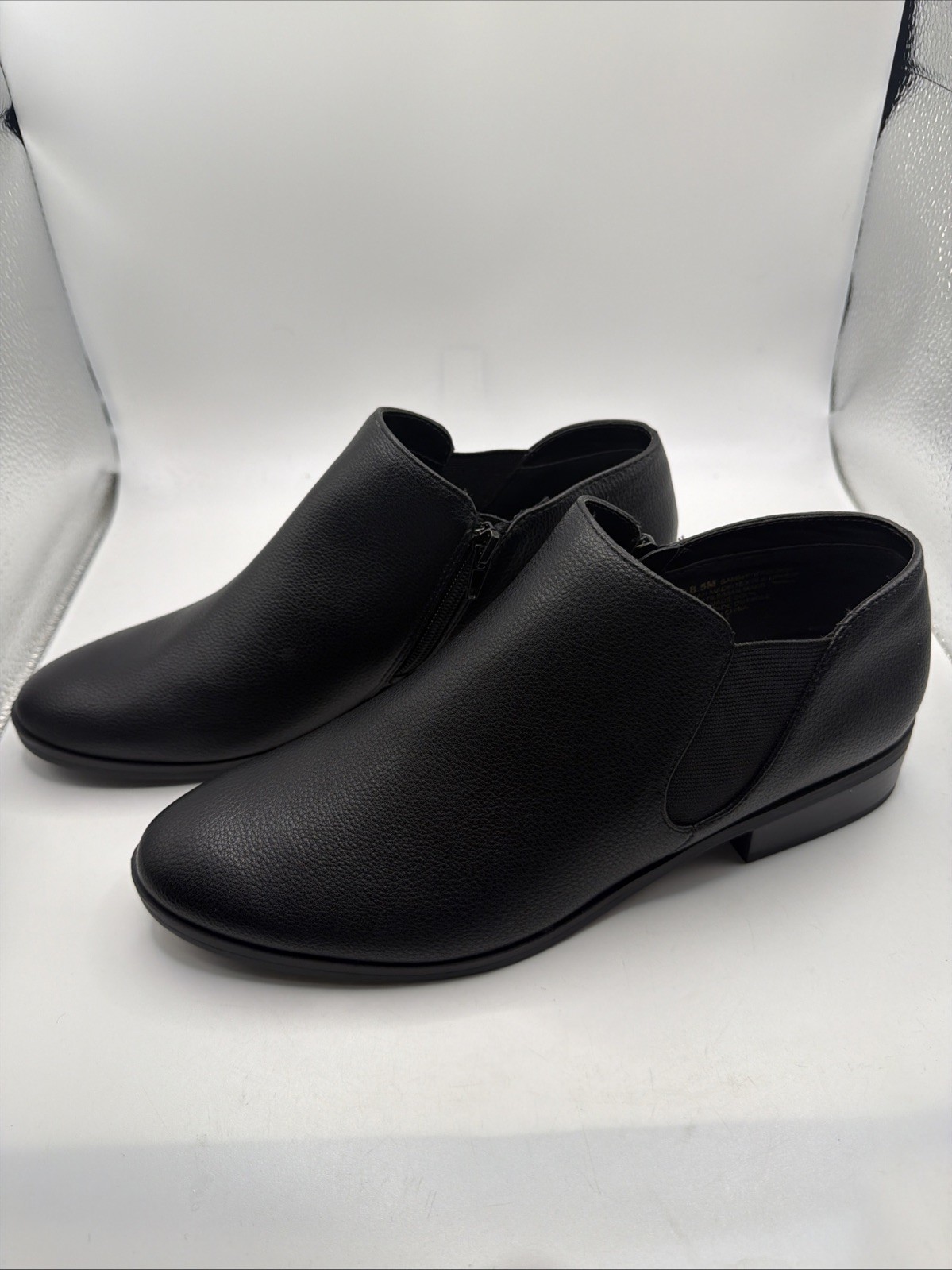Kensie Sammy Short Women Boots. Stretch Comfort And Easy On. Black Size 6.5. New