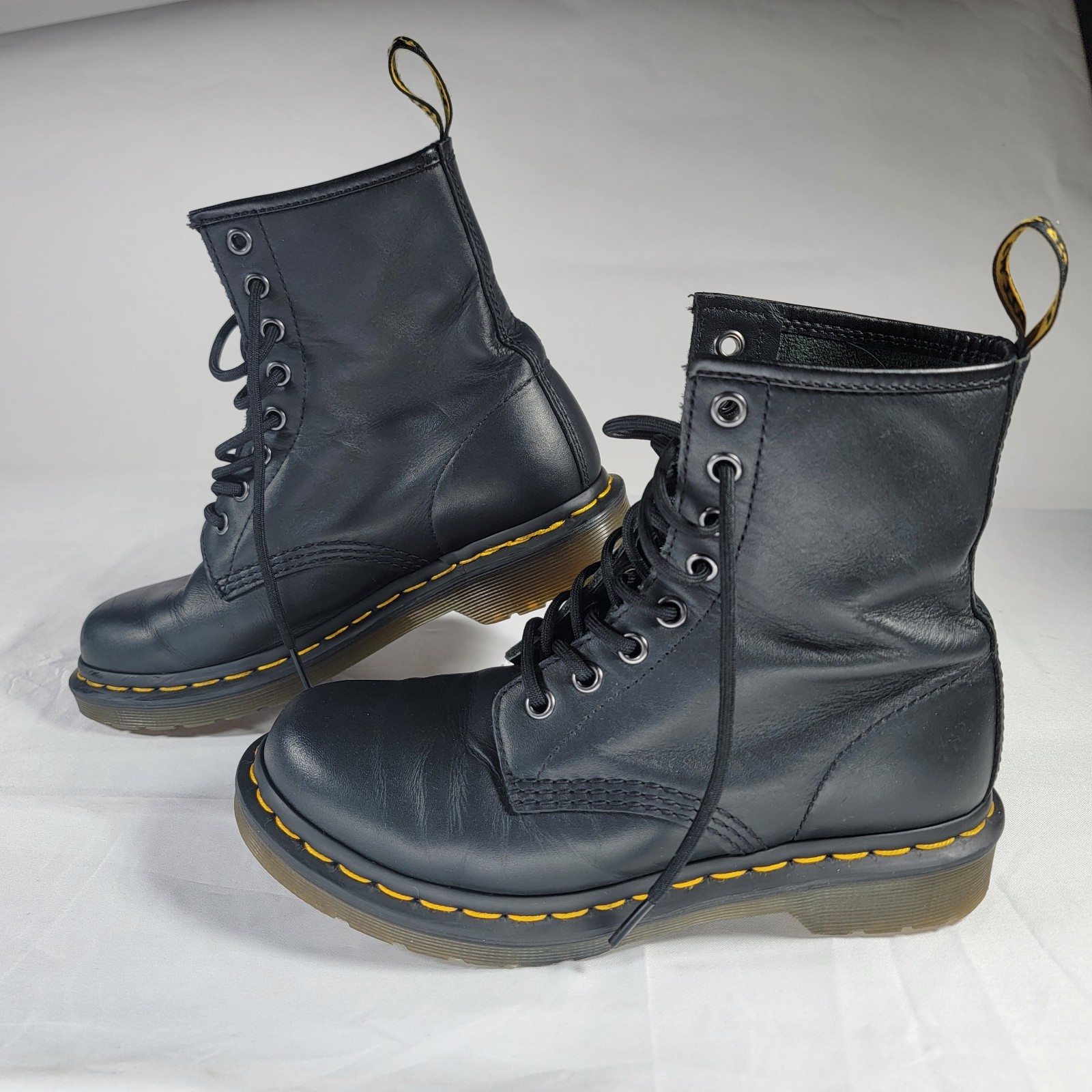 Dr. Martens 1460 Women’s Size 6 Black Slip Resistant Leather 8 Eye Combat Boots