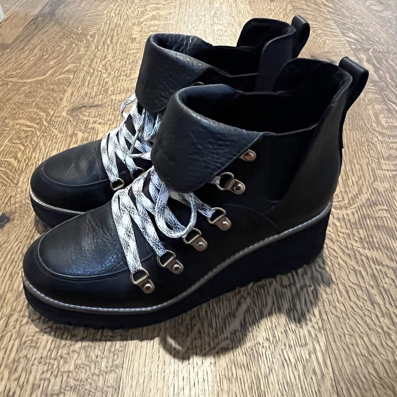 Cole Haan Zerogrand Explorer Waterproof Black Leather Wedge Lace-Up Boots 8