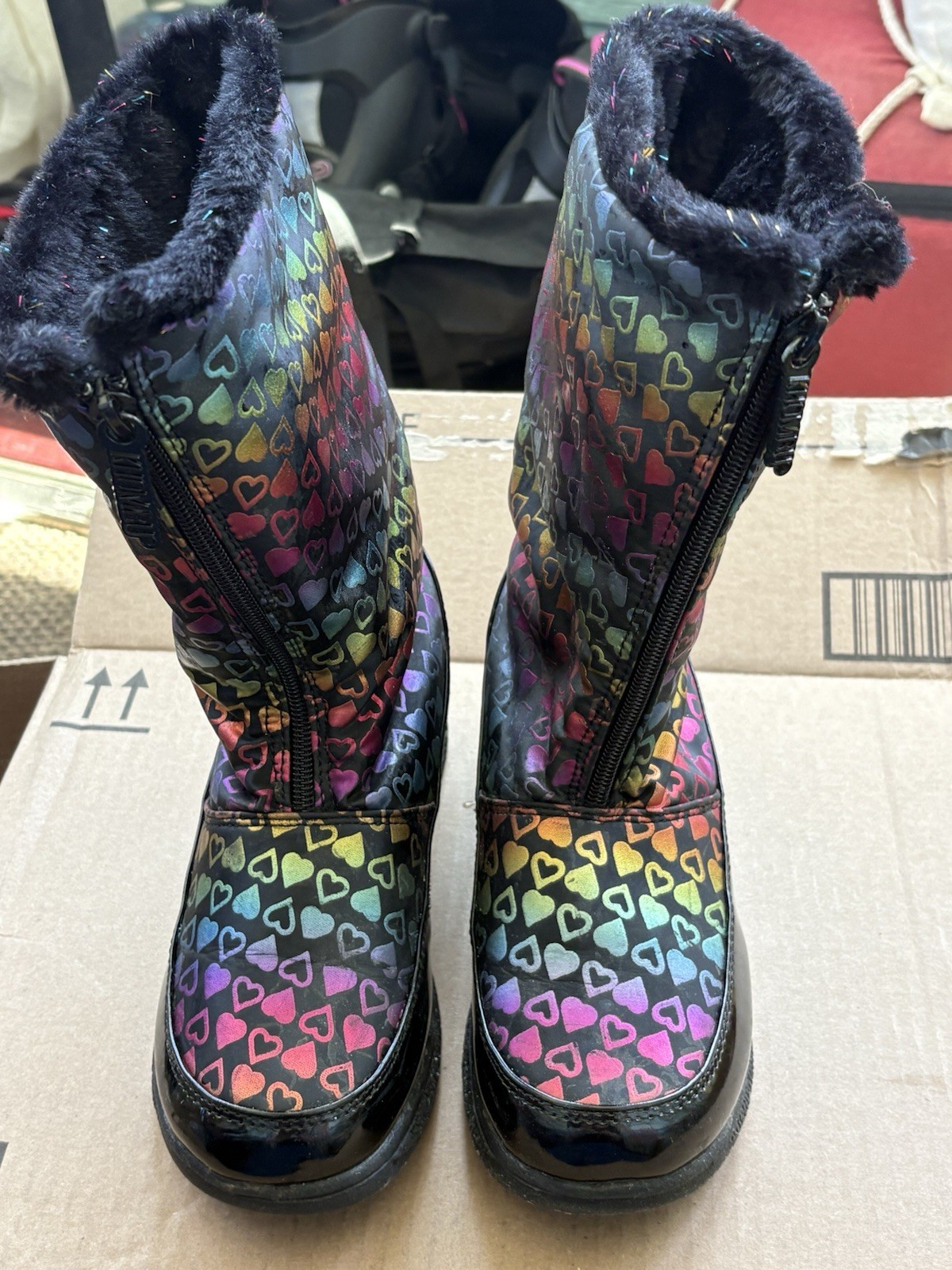 Girls Winter Boots Size 3US Khombu Rainbow Hearts Design EUC, Waterproof, zip up