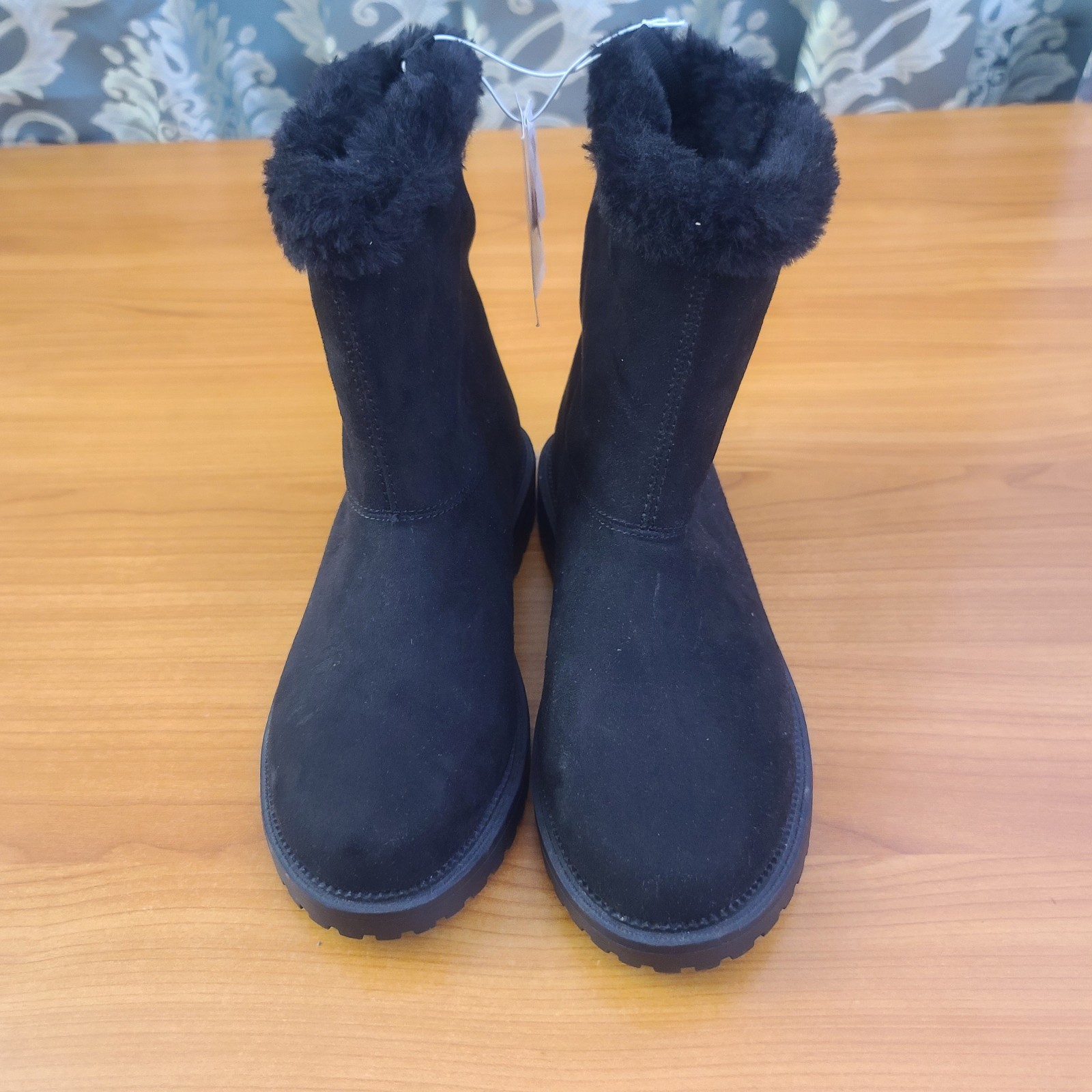 Old Navy Girls Size 4Y Faux Suede Pull-On Boots Cozy Fall Winter Shoes
