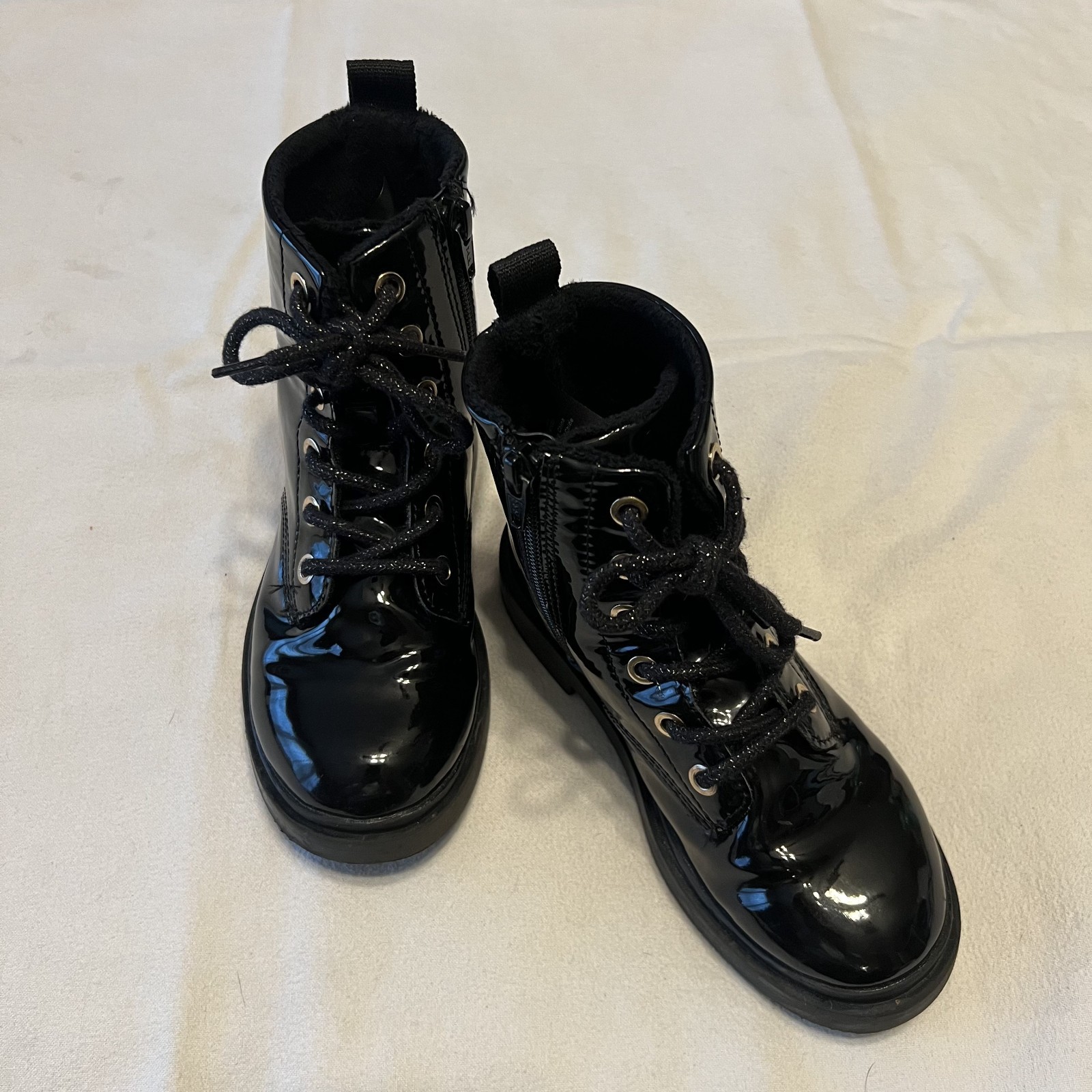 H&M Black Patent Zip Lace up Girls Winter Boots Size 13.5 EUC