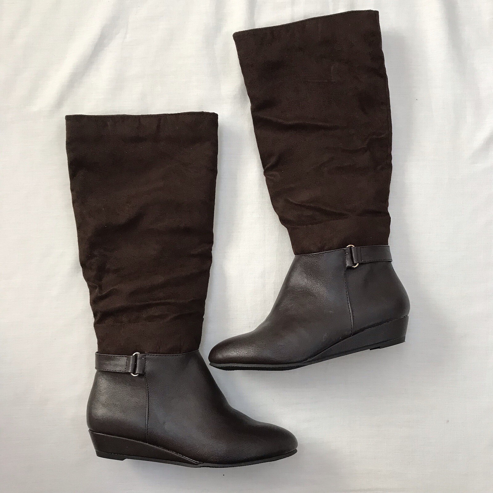 Laundry list brown Tan Women Boots Size 5.5 career office business kitten wedg