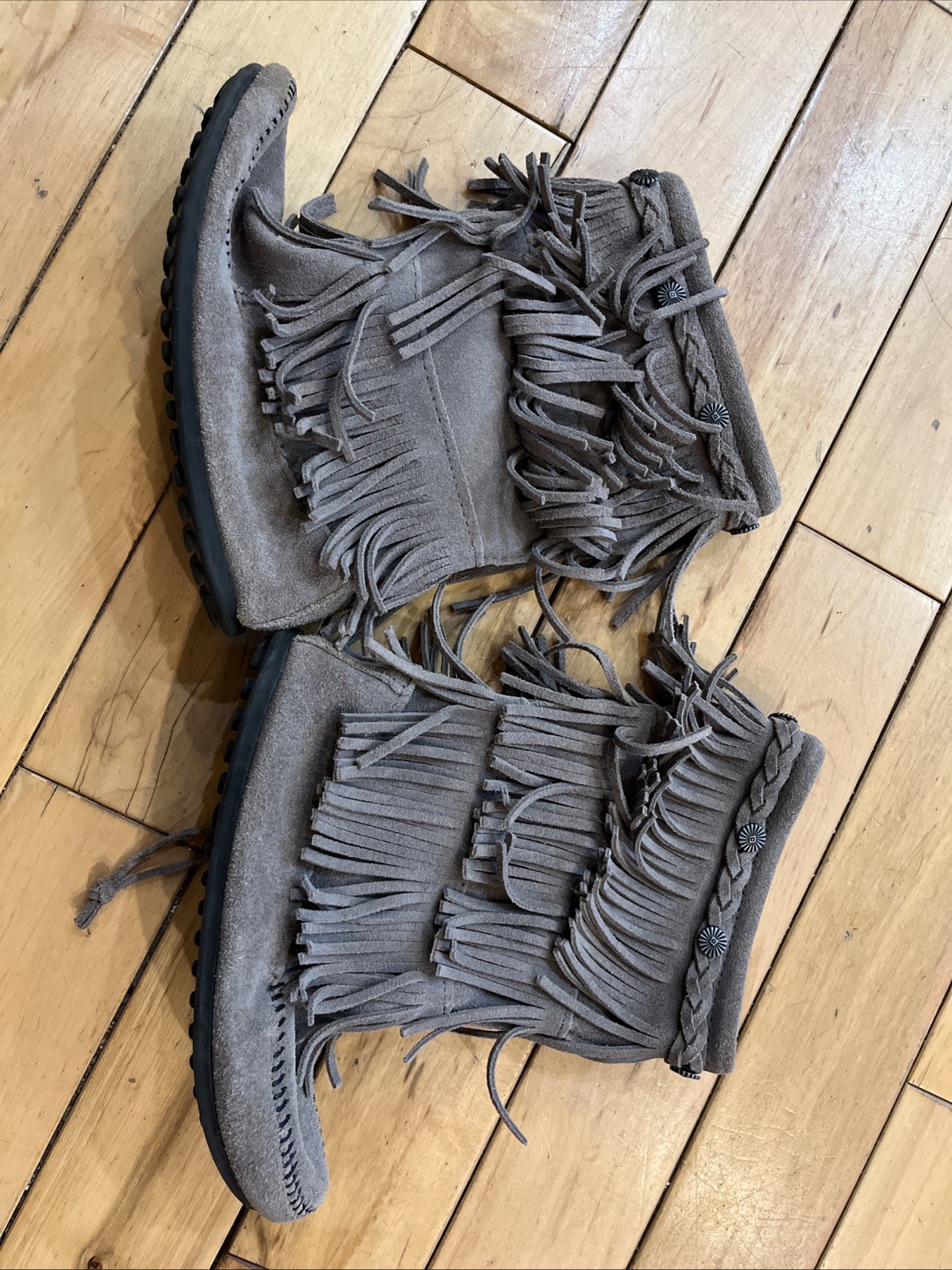 Minnetonka Girls Boots Size 2 Three Layer Fringe Brown Moccasin