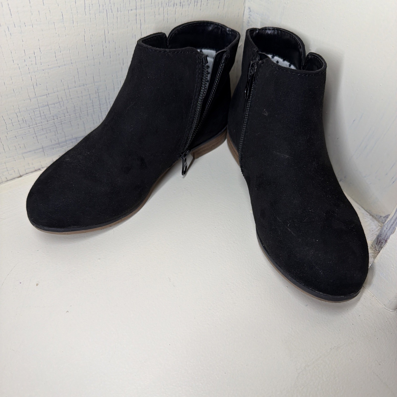 Girls Boots Cat and Jack Black Side Zipper Ankle Booties Size 13