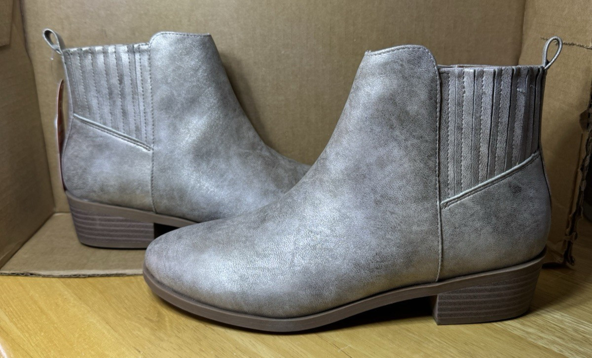 Wonder Nation Girls Boots Size 6 Metallic Taupe Ankle Chelsea Booties
