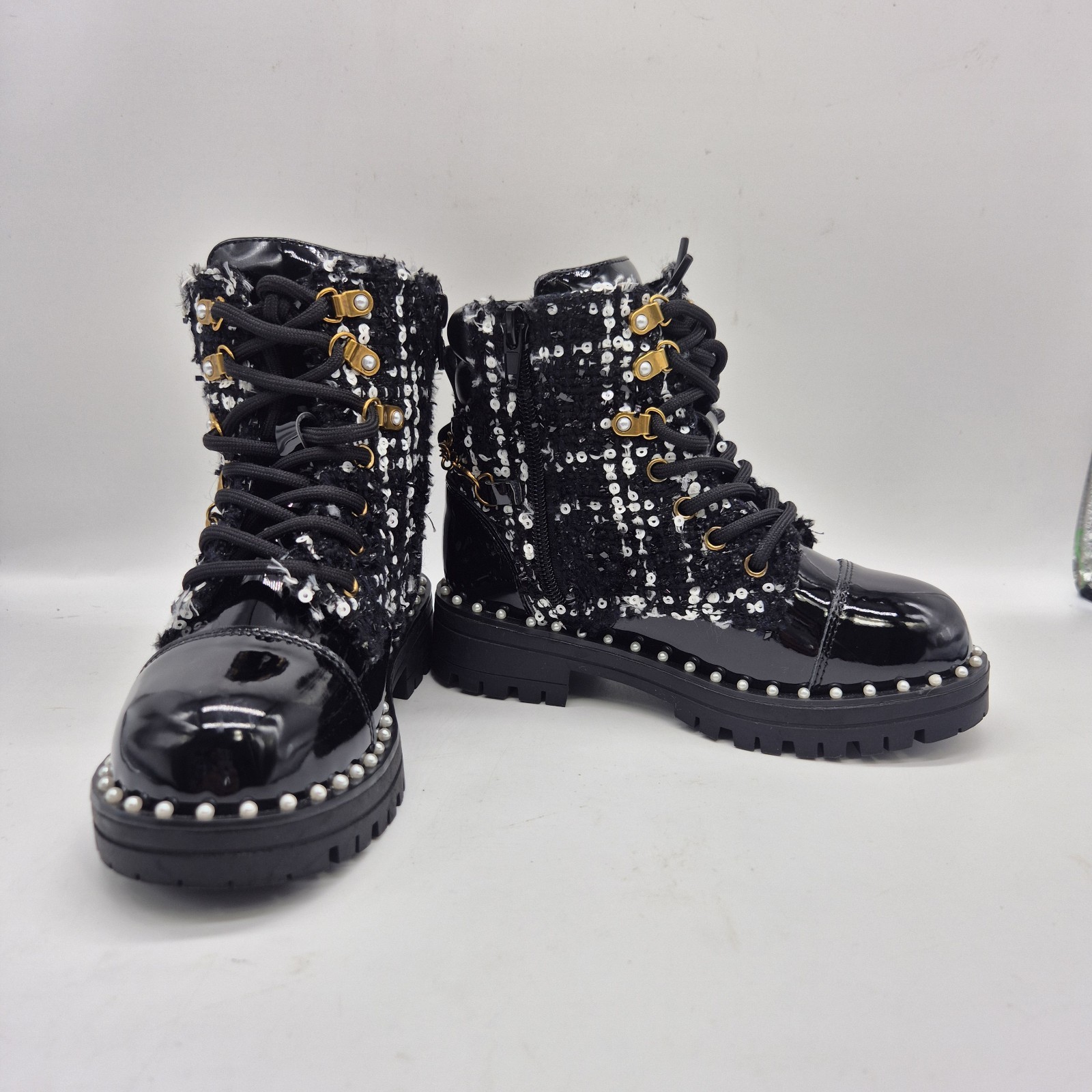 Kurt Geiger London Girls Boots Size 4 Combat Chain Black Sequined NWOT 736