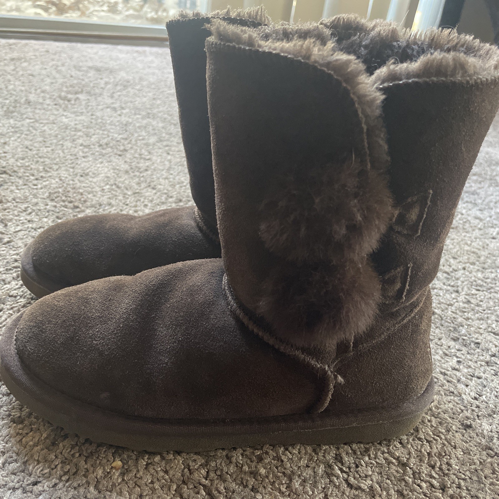 Dream Pair Dark Brown Boots Fur-lined Size 6 Girls Winter Boots