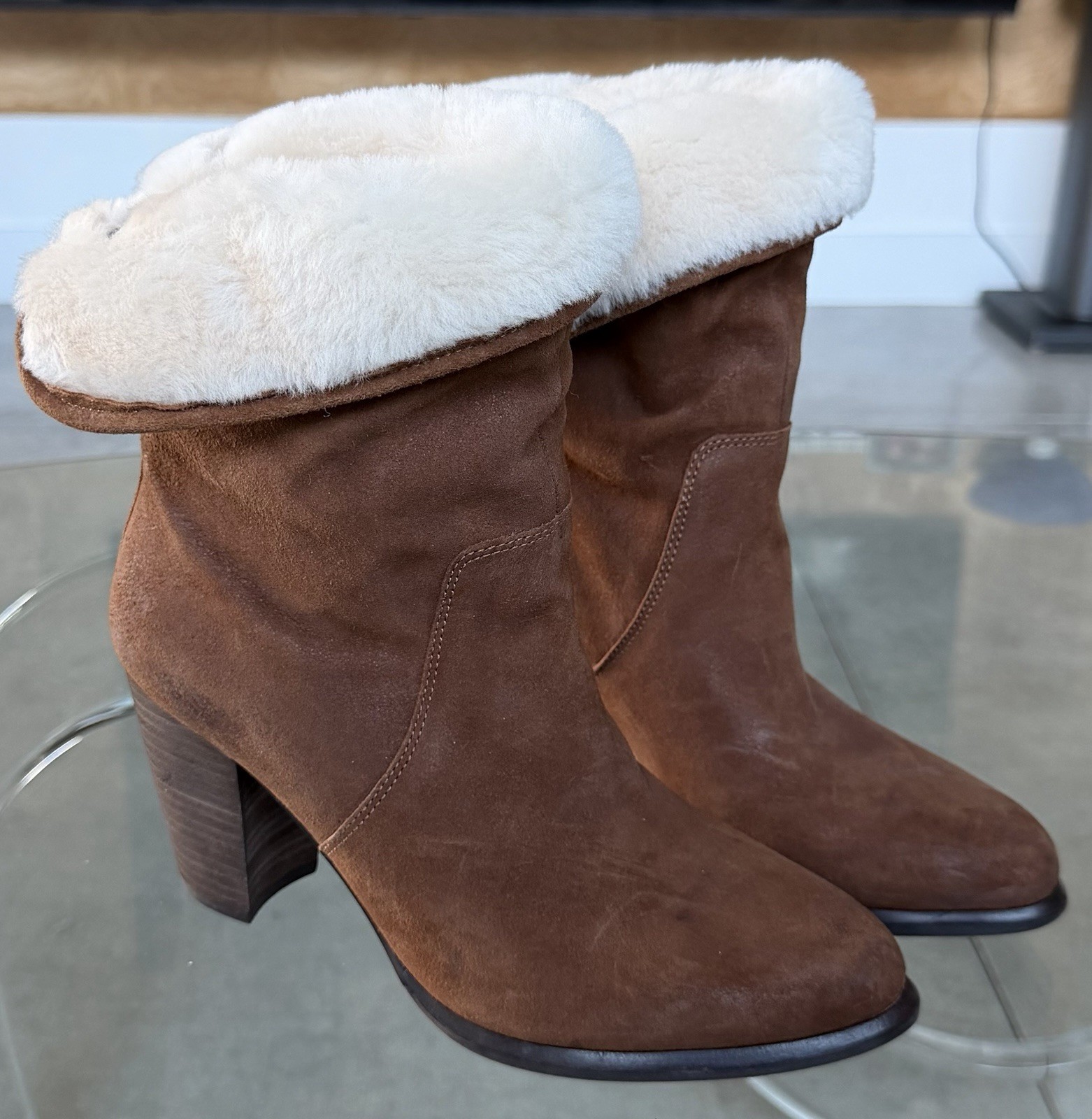 UGG W Layna Shearling High Heel Fold Cuff Women Boots NEW – Size 8.5