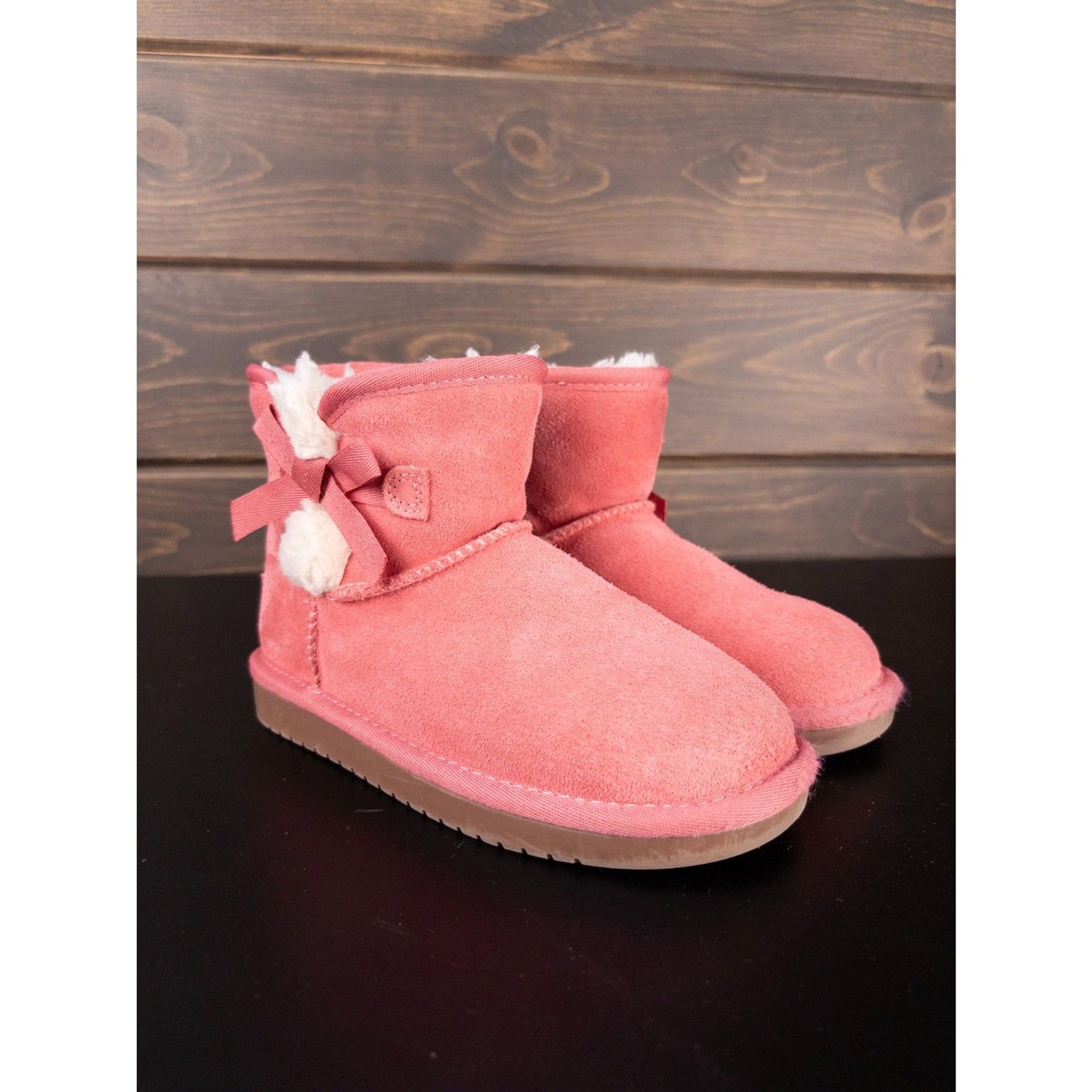 Koolaburra by UGG Victoria Mini Boots Pink Girls US 13 Bow Zip Shearling