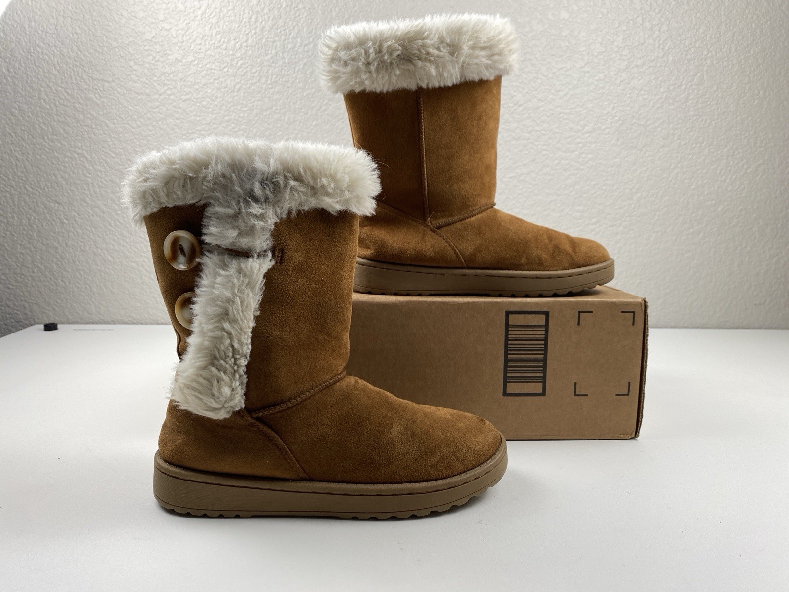 SO ABIGAIL Girls Boots YOUTH SIZE: 4 Faux-Fur Winter Brown Chestnut