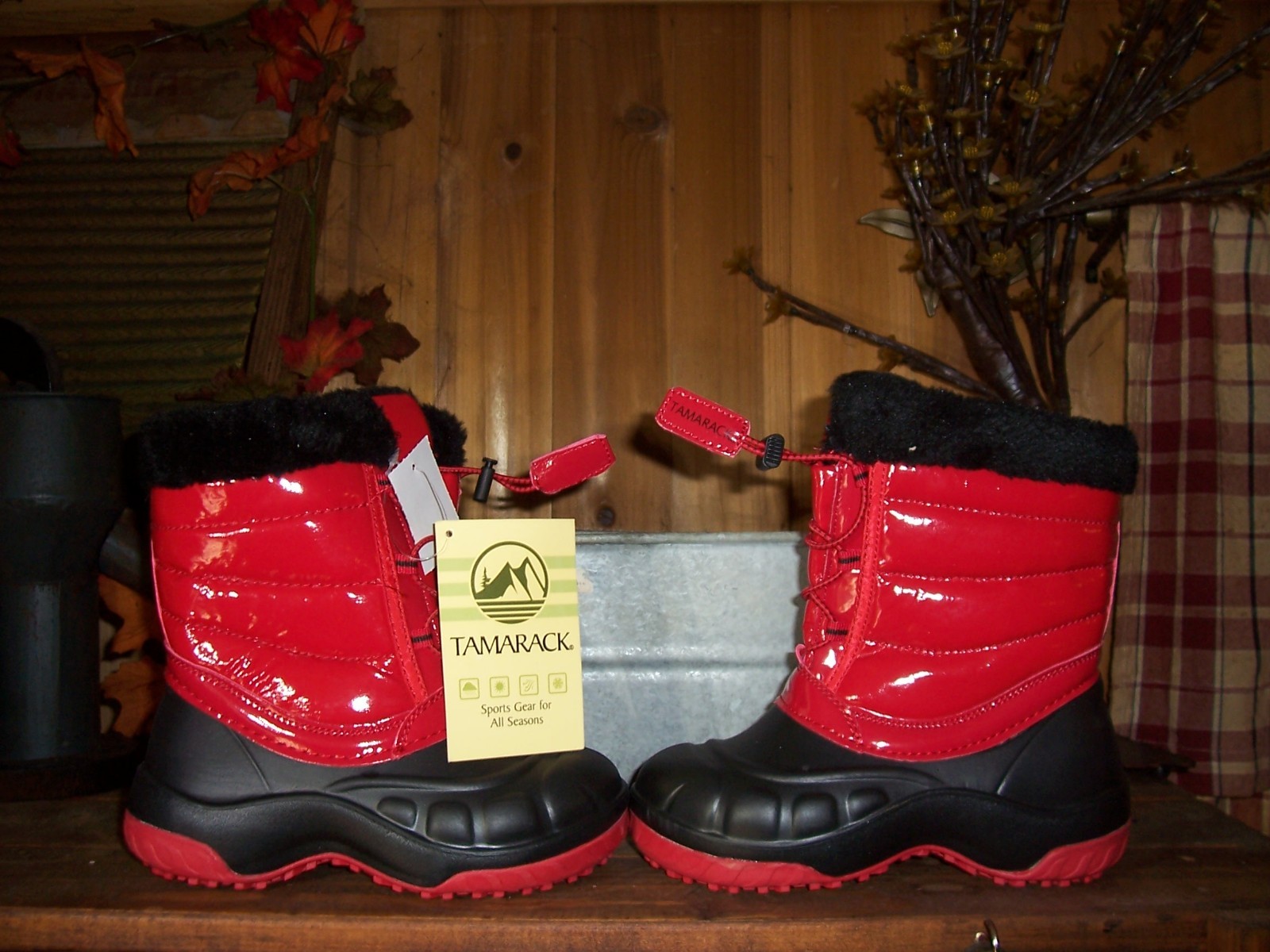 TAMARACK GIRLS WINTER BOOTS SIZE 1M COLOR RED BLACK KIDS WINTER SHOES CASUAL