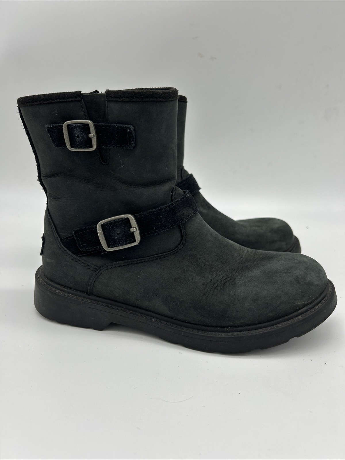 UGG black Nubuck Insulated Girls Boots Size 3