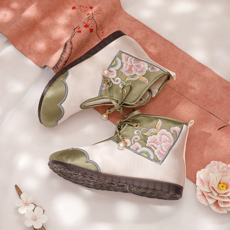 Retro Women Boots Shoes Embroidered Floral Chinese Ethnic Casual Holiday Travel