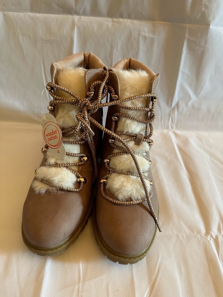Wonder Nation Faux fur Girls boots US size 4 BN w/tags