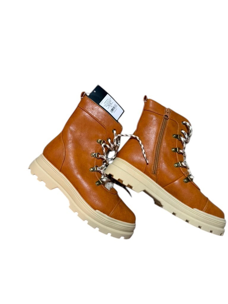Art Class Girls Winter Combat Boots Tan Lace Up Side Zip Size 5 NWT Lug Sole.