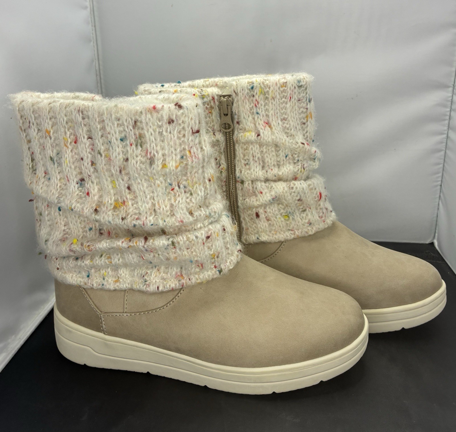 Cat & Jack Beige Suede Women Boots Sz 5