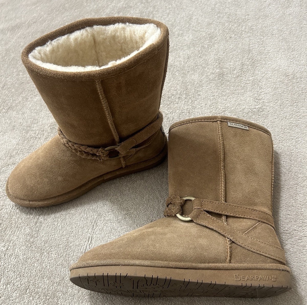 BEARPAW Size 8 Women Boots Warm Brown Tan Winter Casual CLEAN Comfortable
