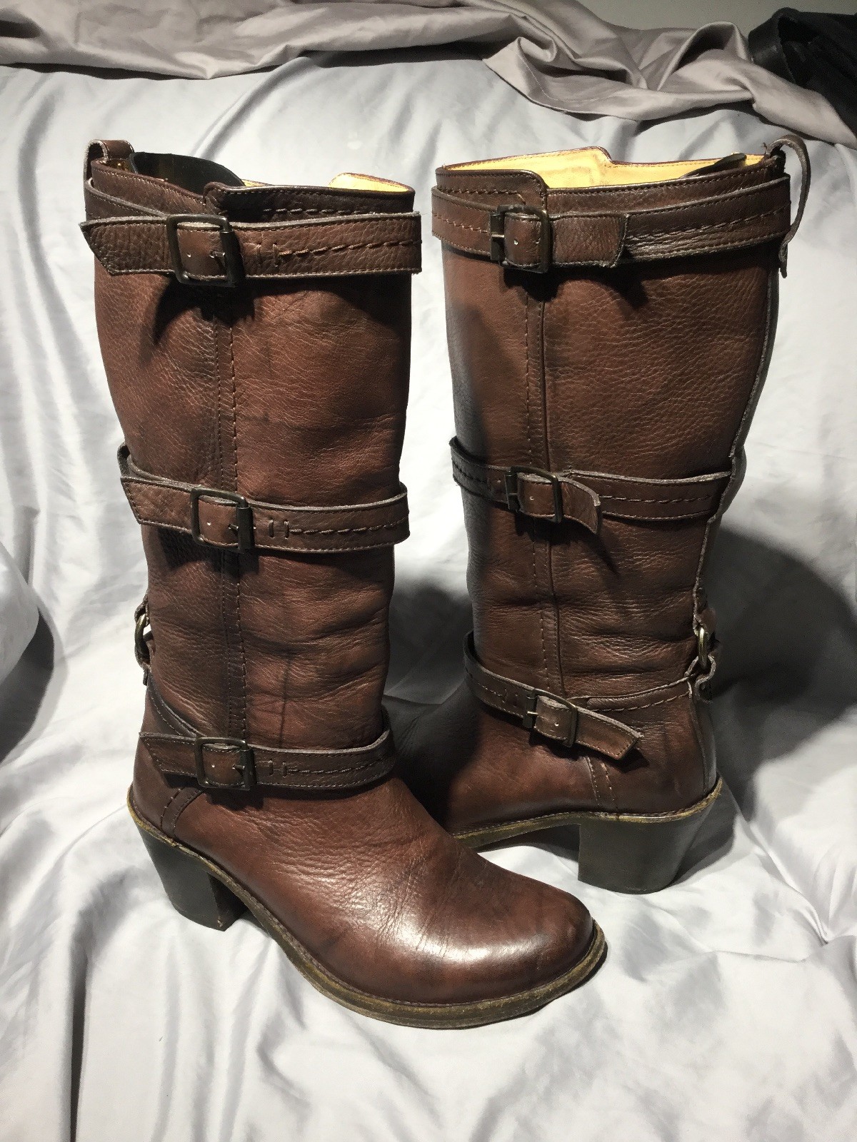 Frye Women Boots 8.5 B Carmen 3 Strap Riding Buckle Saddle Brown Pull On Leather
