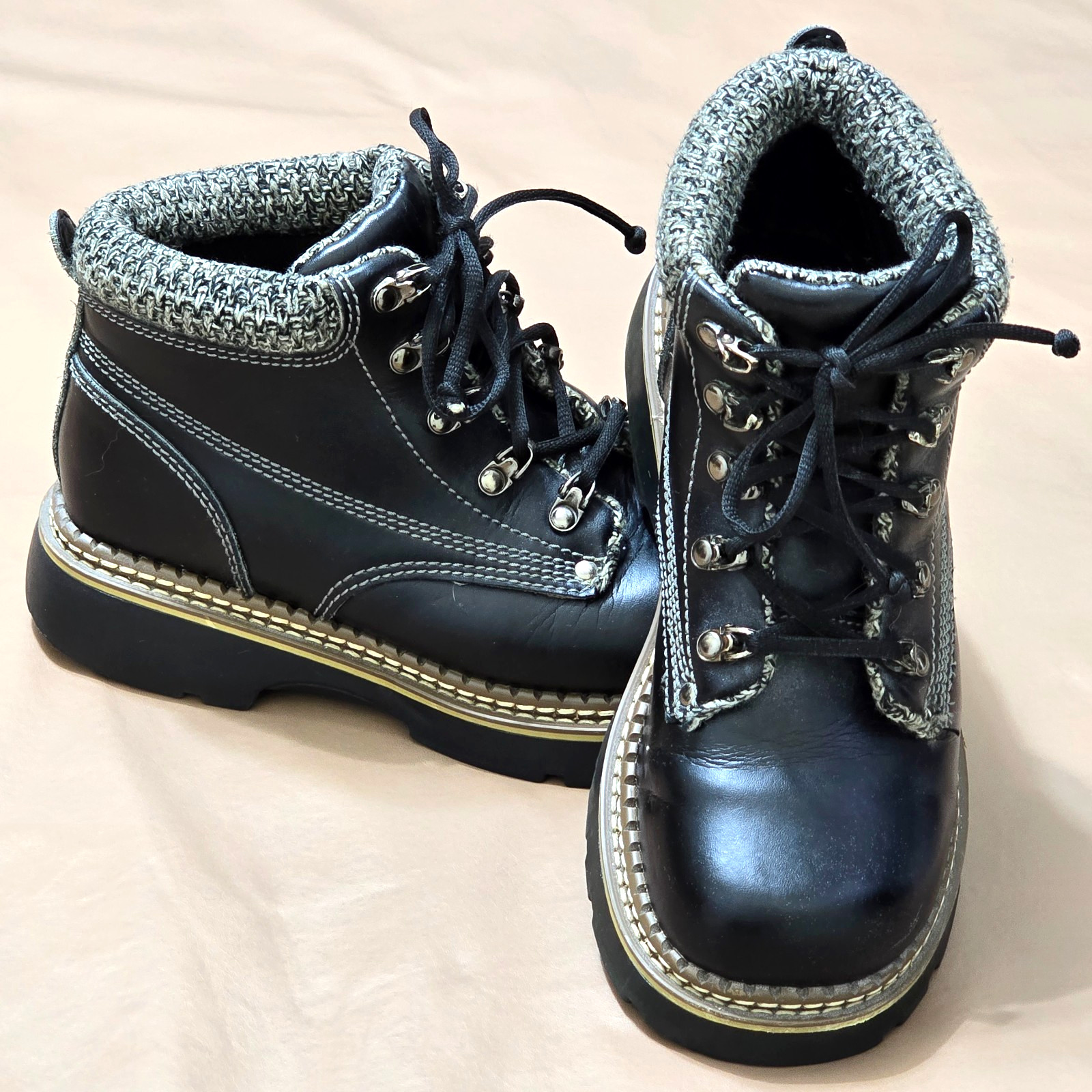 Vtg Y2K 90’s Women Boots 8.5 Leather Jammers Chunky Square Black Lug Sole Grunge