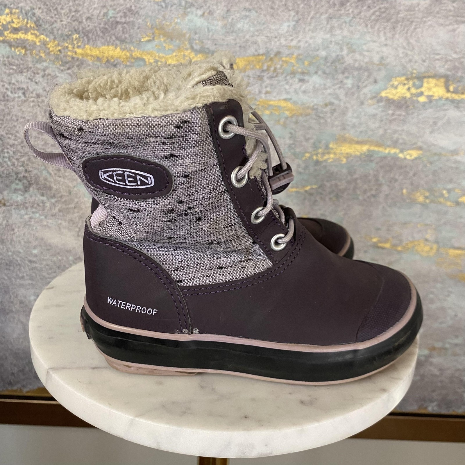 Keen Boots Girls Size 10 Purple Waterproof Winter Snow Faux Fur Lace Up