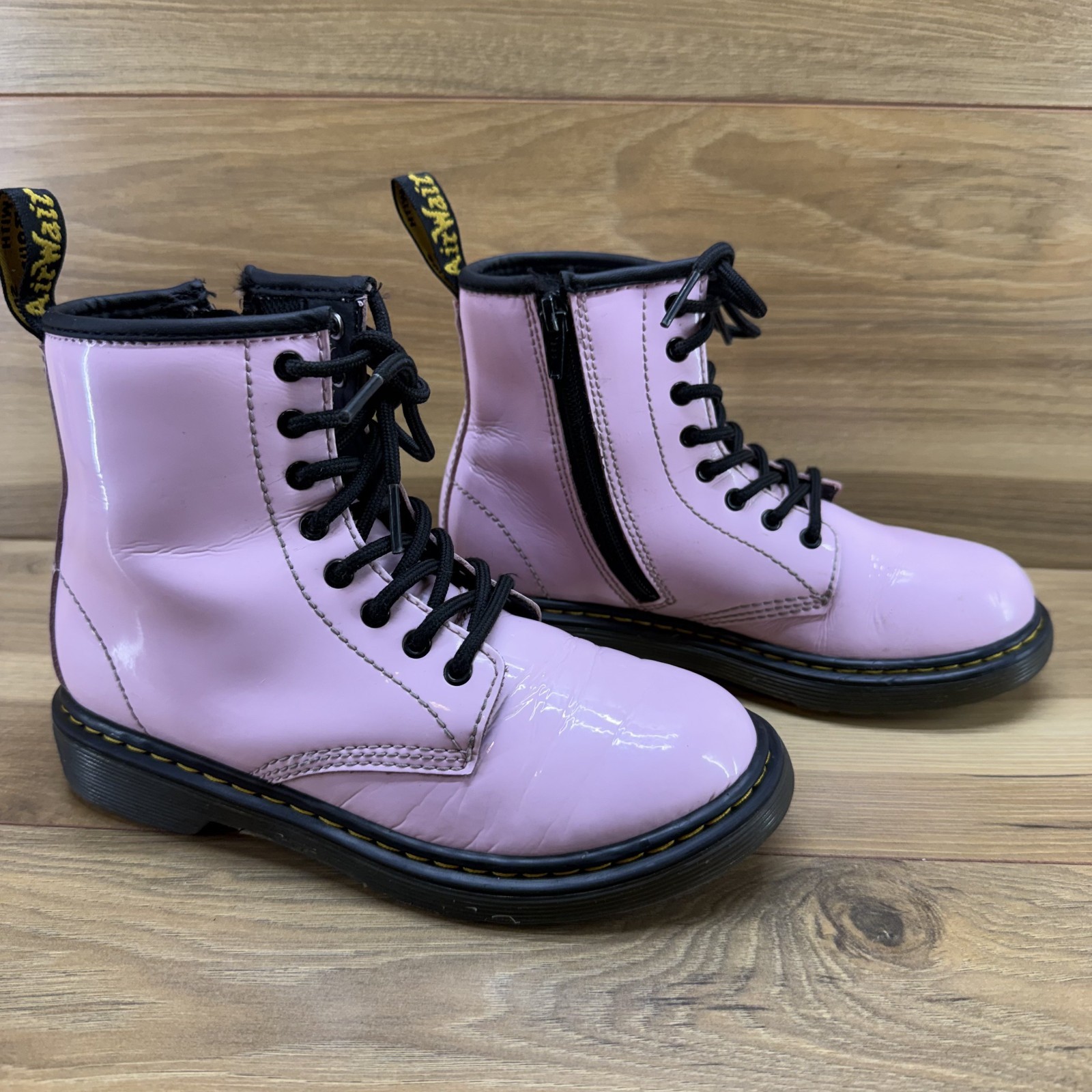 Dr Martens Big Girls Boots Size 2 Pink Patent Leather Lace Up Combat 1460
