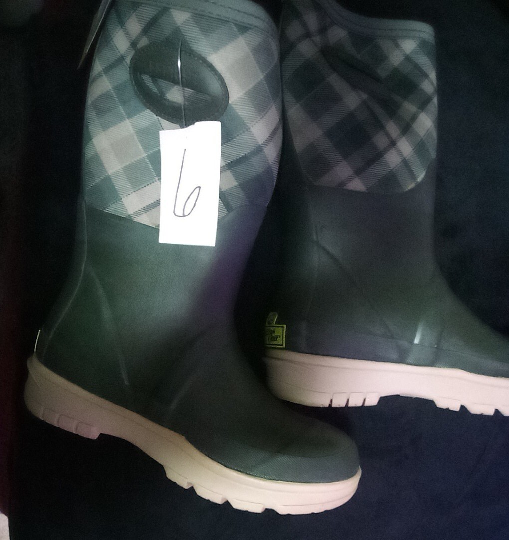 Western Chief Terra Plaid Neoprene  Women Boots Dark Taupe NWT Size 6 / EU 37