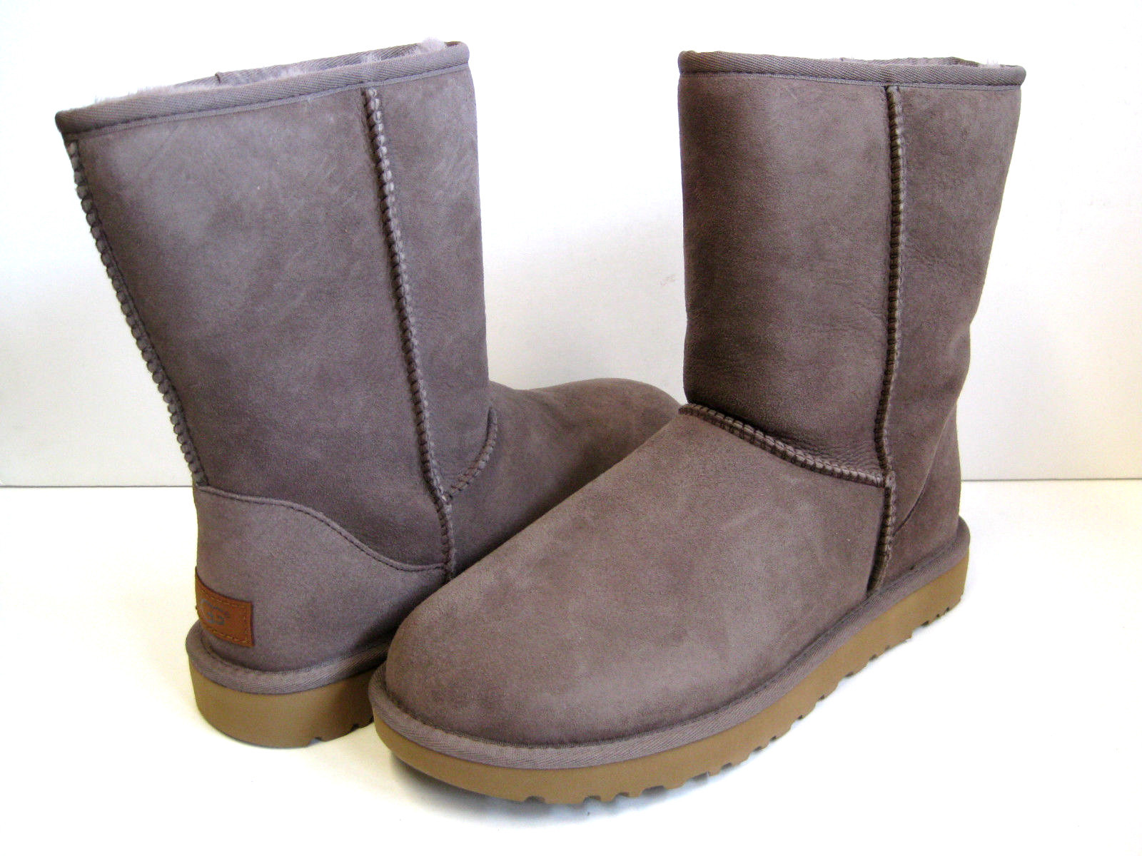 UGG CLASSIC SHORT II SUEDE WOMEN BOOTS SUGAR GREY US 11 /UK 9.5 /EU 42